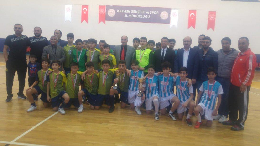 Futsalda Kayseri'yi İlçemiz Okulları Temsil Edecek