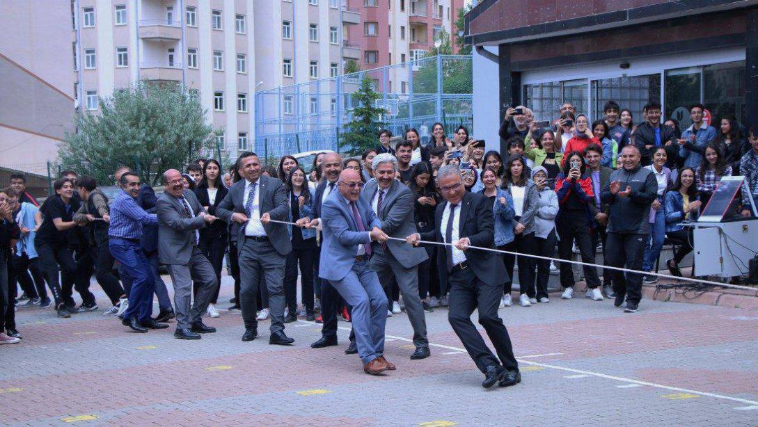 Hidayet Aydoğan Sosyal Bilimler Lisesi Pilav Şenliği Yapıldı