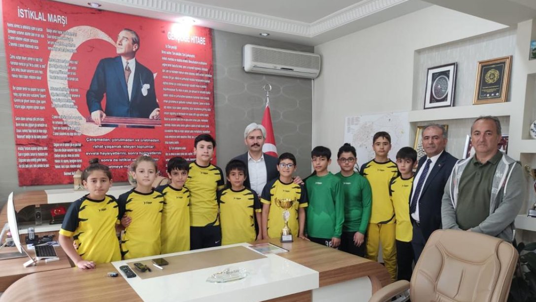 Futsal turnuvasında Kayseri 1. si okulumuz